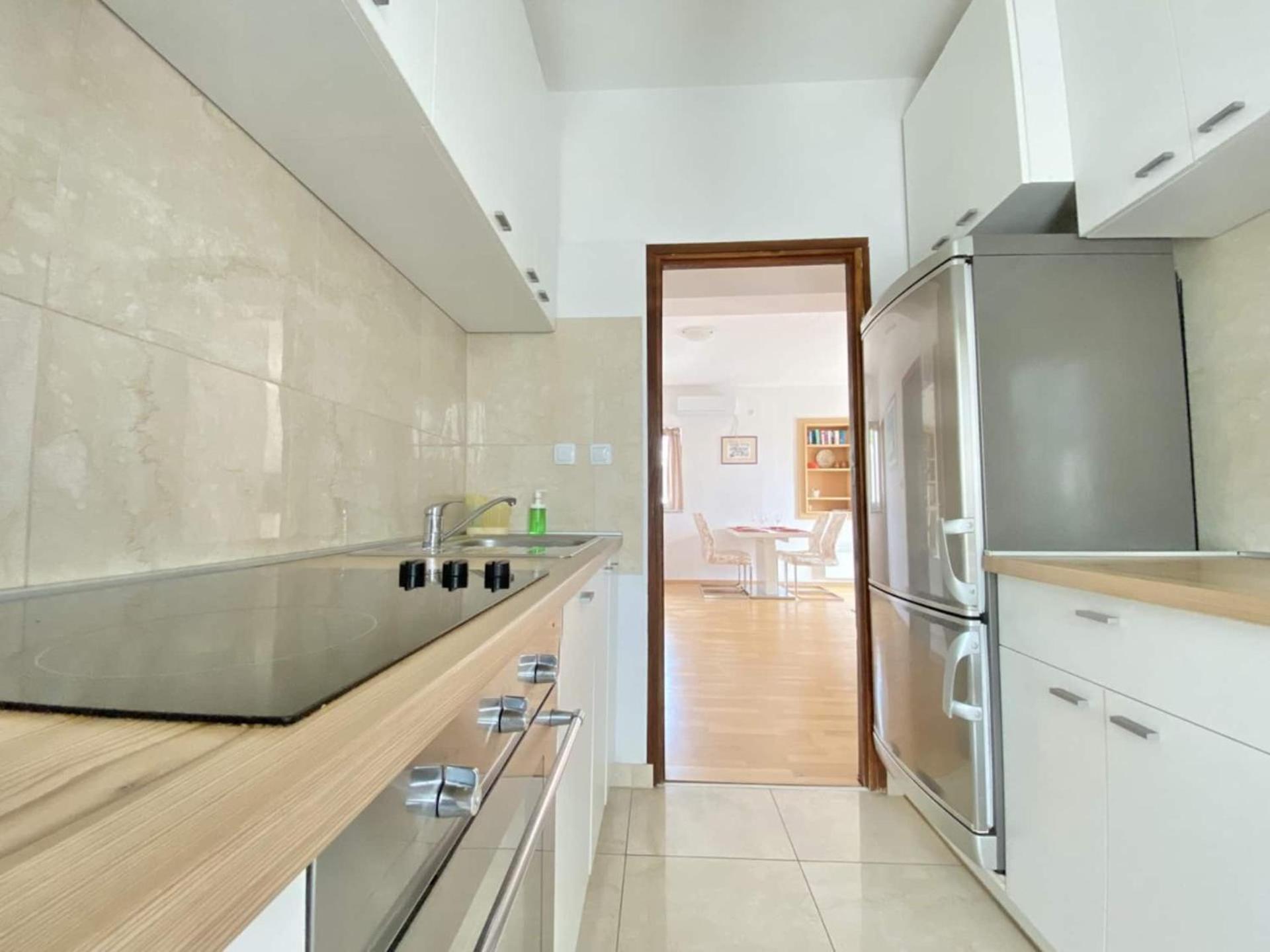 Family Apartments Viva Close To The Beach Krk Town Buitenkant foto