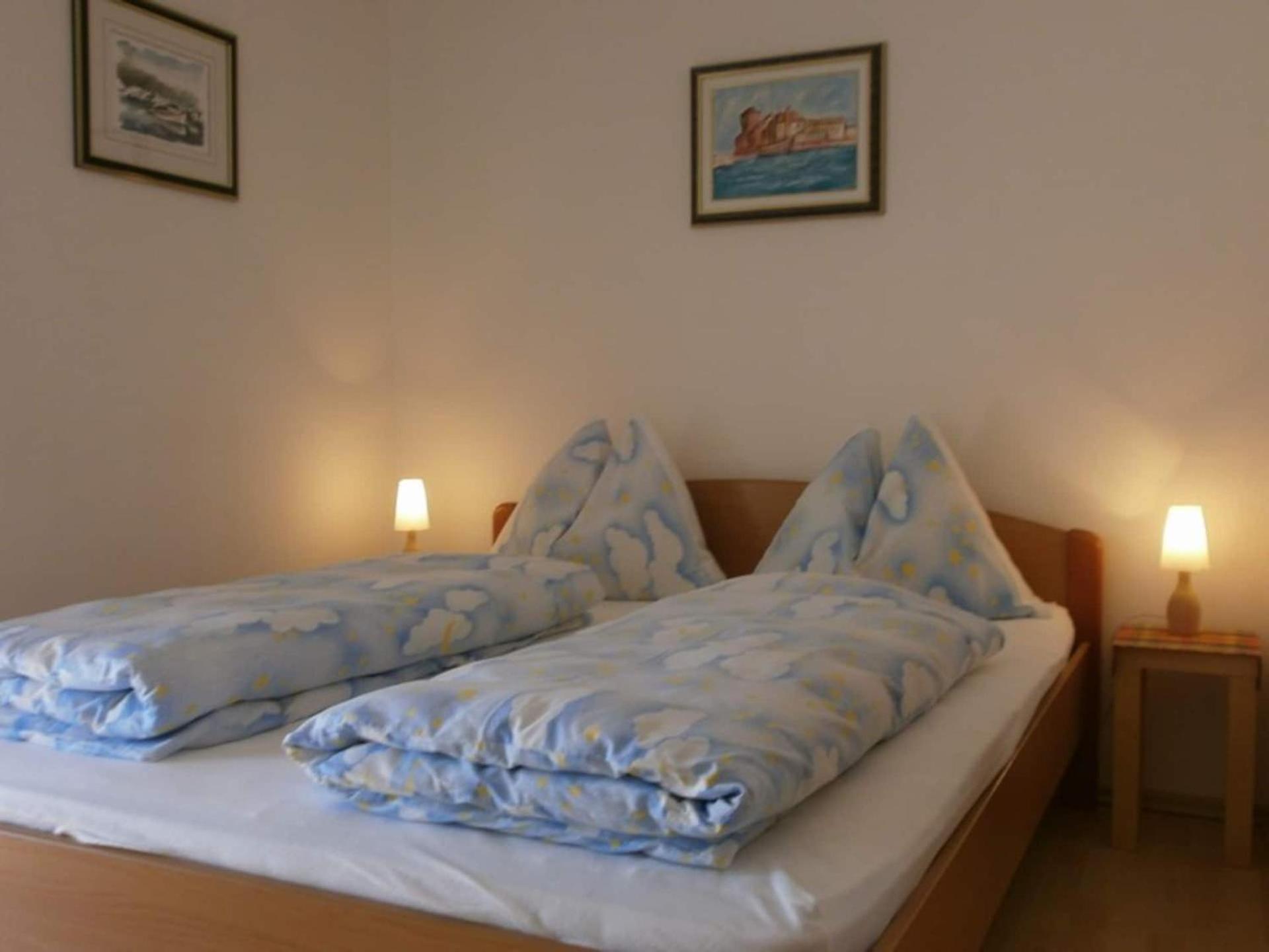 Family Apartments Viva Close To The Beach Krk Town Buitenkant foto