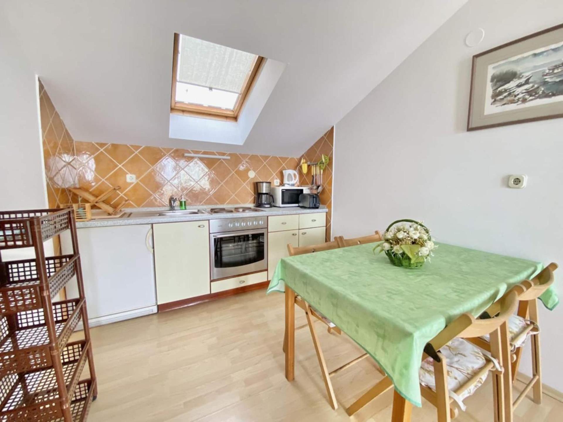 Family Apartments Viva Close To The Beach Krk Town Buitenkant foto