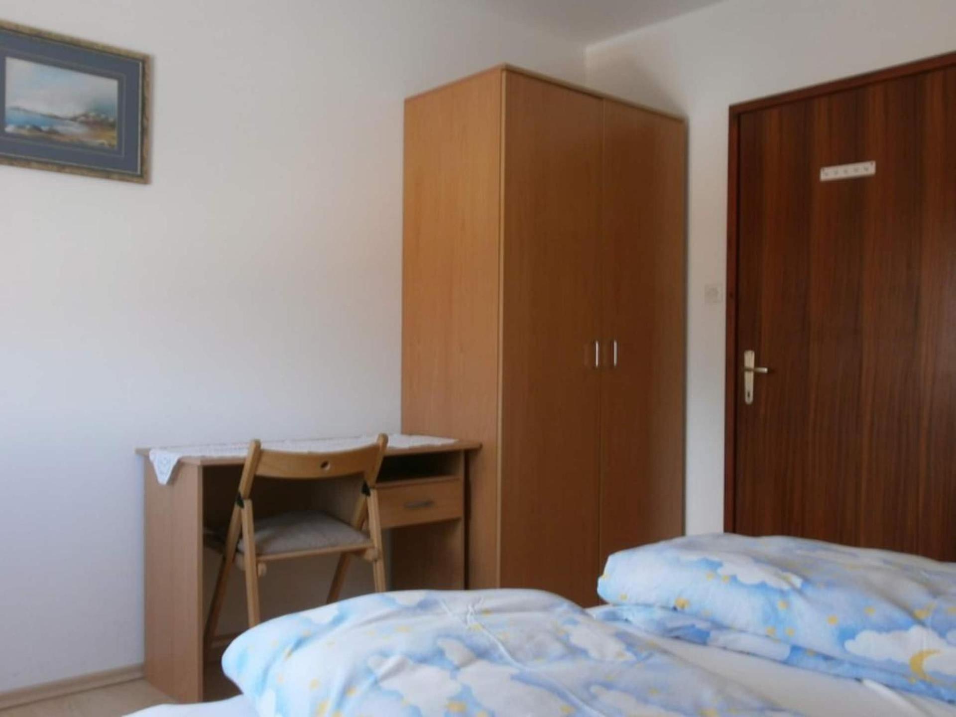 Family Apartments Viva Close To The Beach Krk Town Buitenkant foto