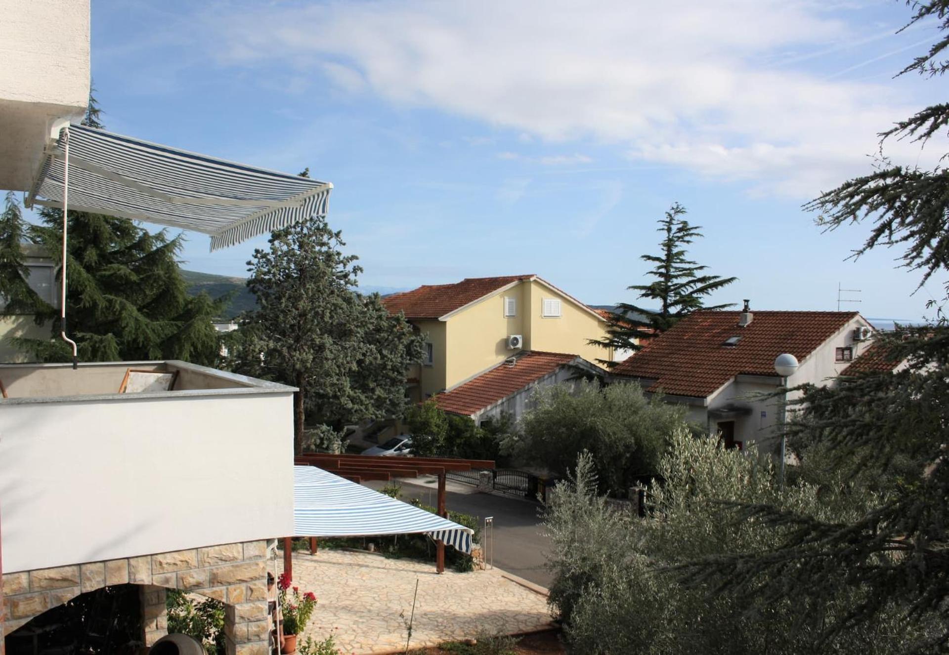 Family Apartments Viva Close To The Beach Krk Town Buitenkant foto