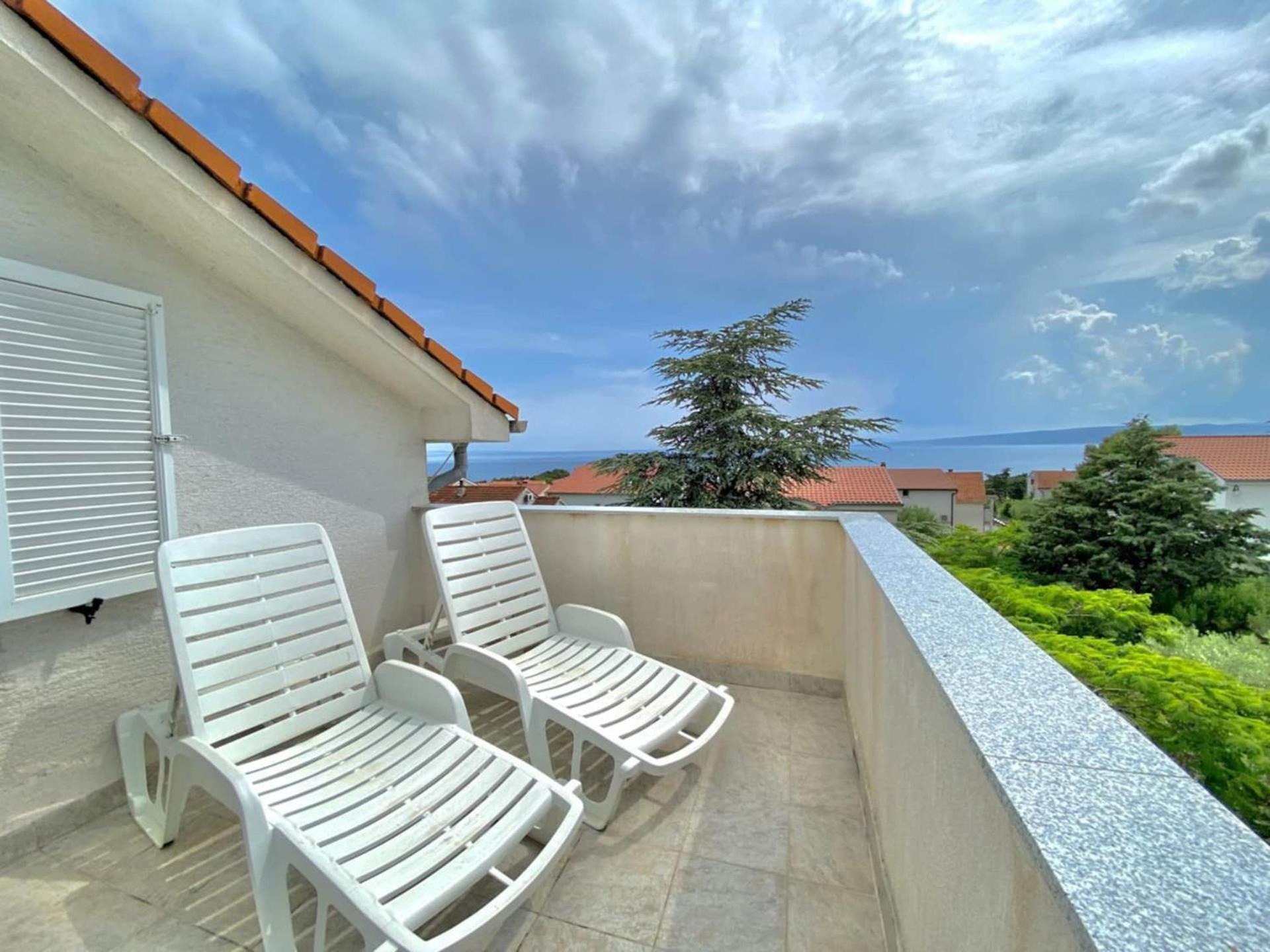 Family Apartments Viva Close To The Beach Krk Town Buitenkant foto