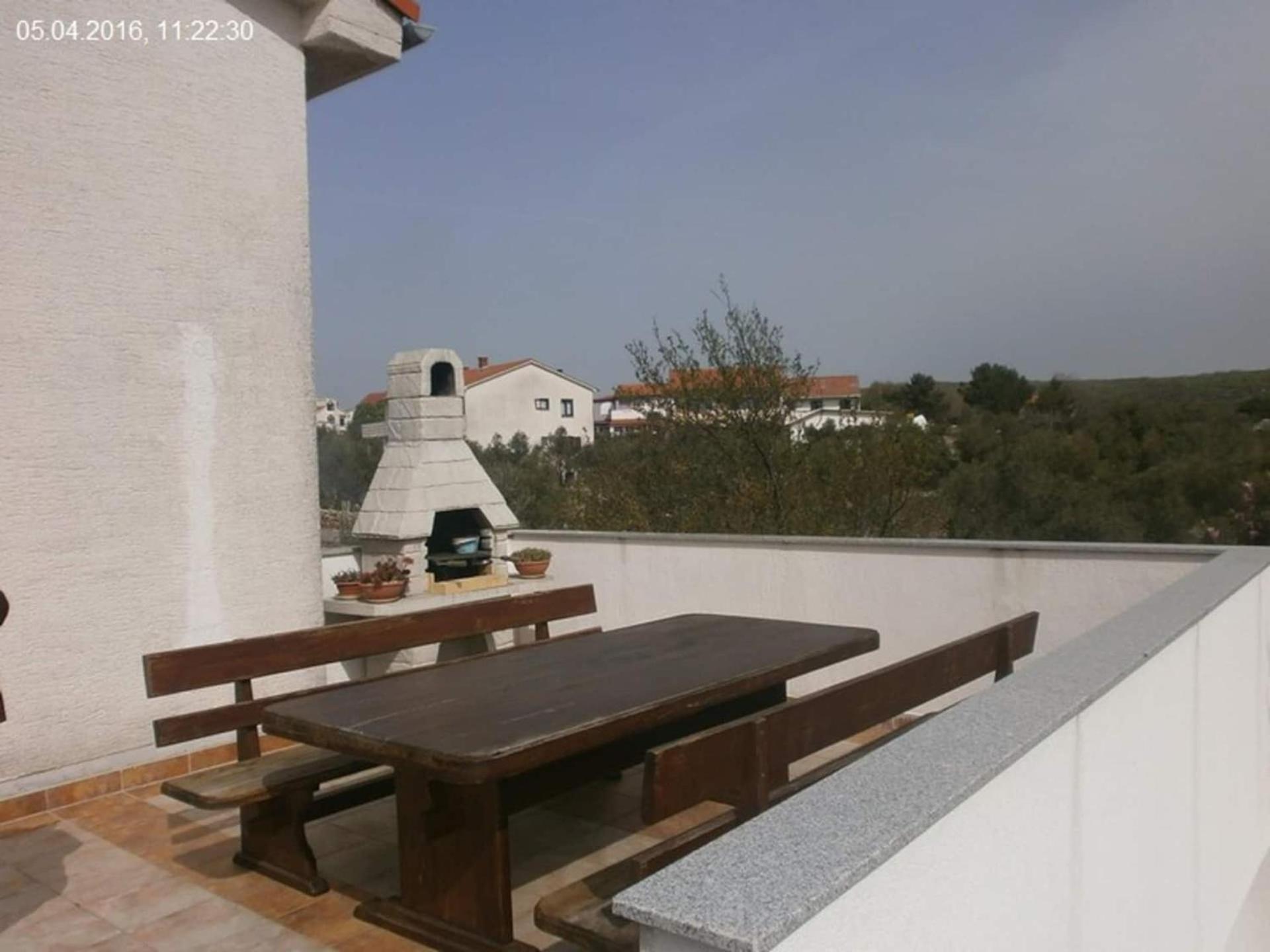 Family Apartments Viva Close To The Beach Krk Town Buitenkant foto